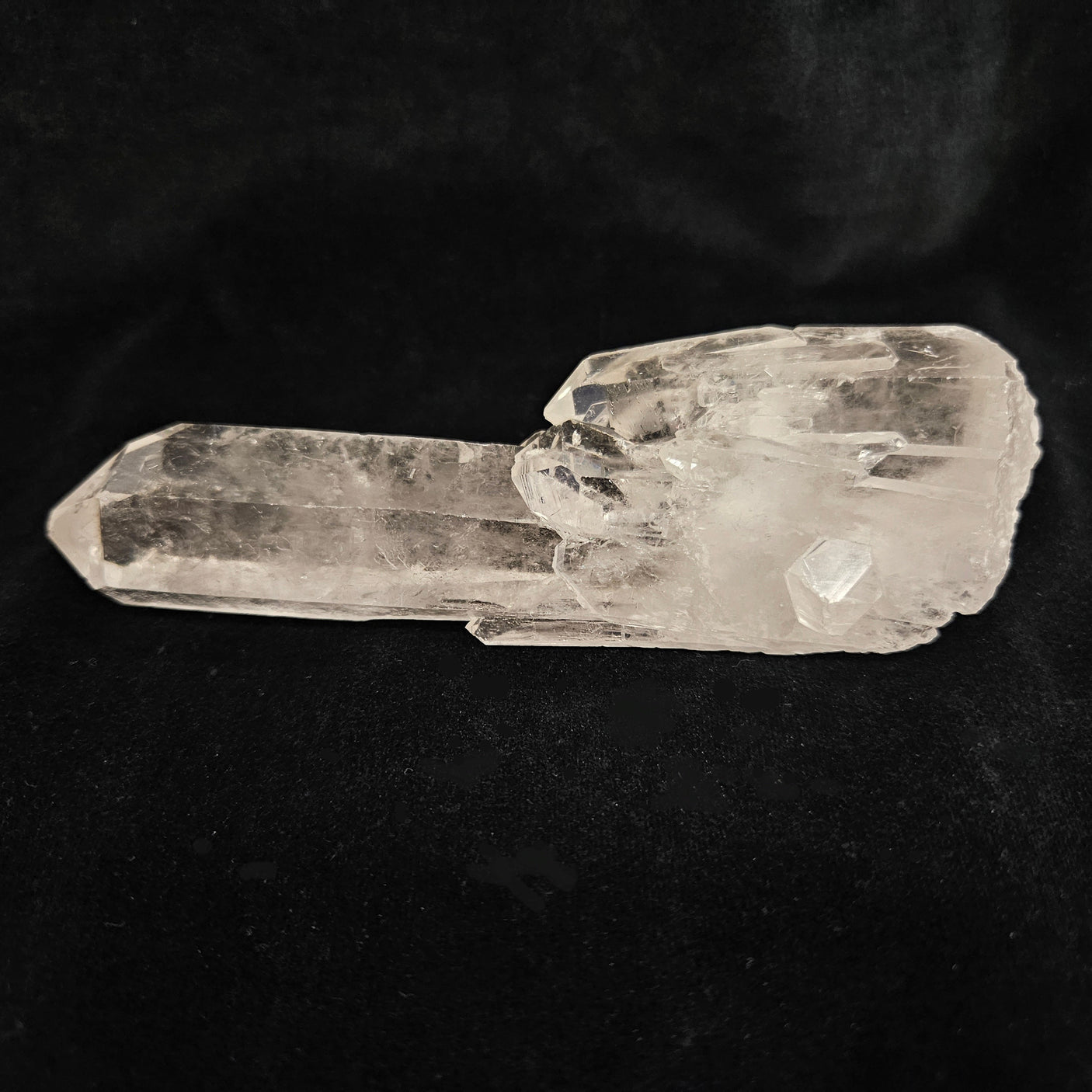 水晶クラスター ブラジル コリント産 約39x133×32mm/172g