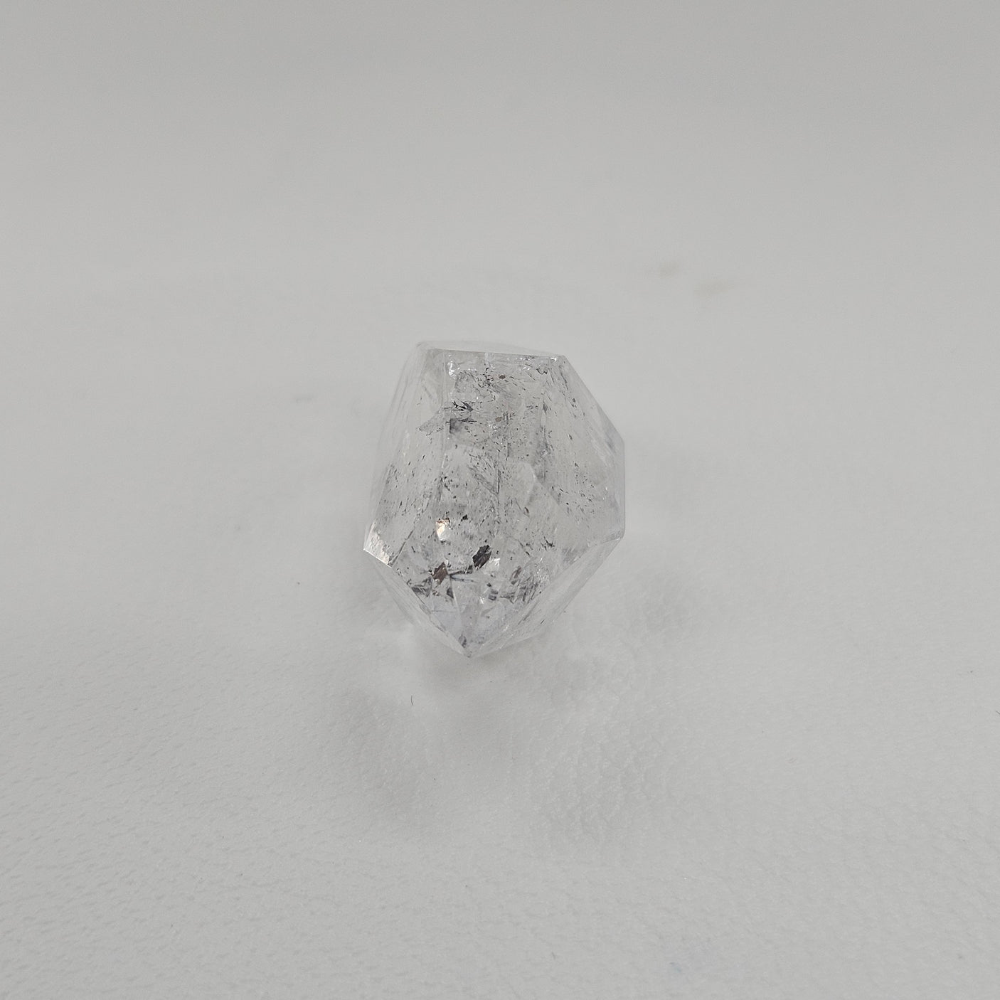 エレスチャルクリスタル 約14x25×17mm 約7g