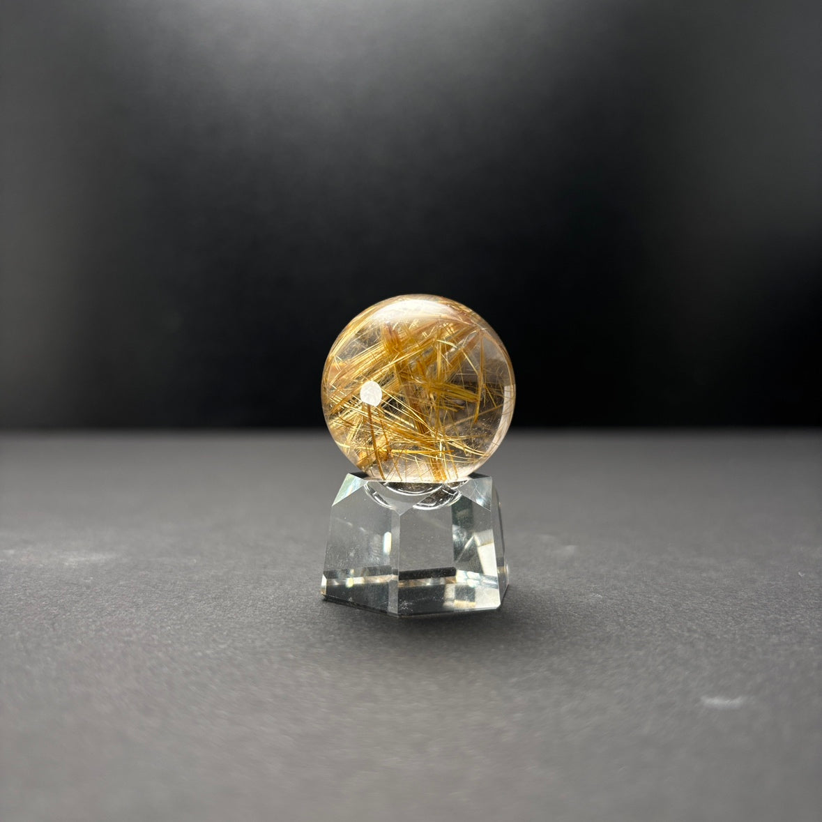 【高品質】ゴールドルチルスフィア 28.2mm(台座付き)