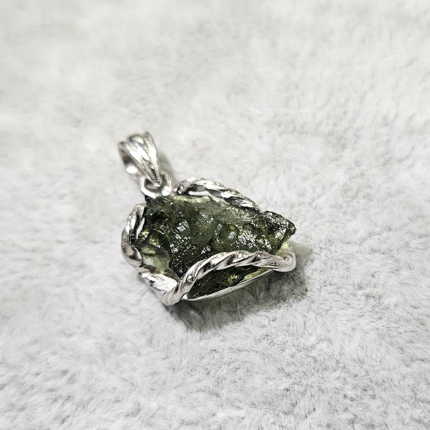 モルダバイト シルバーペンダントトップ