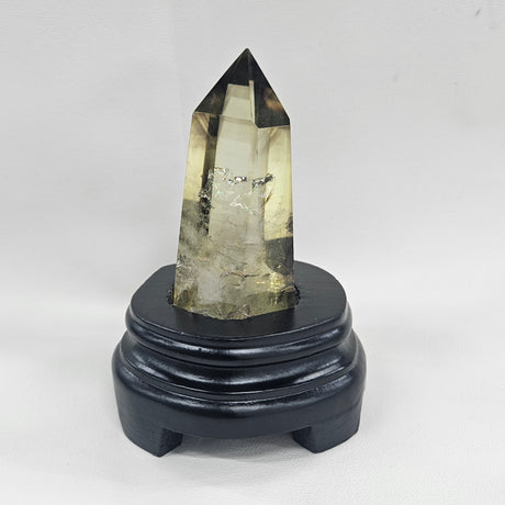 【ヒカルファントム】ブラックファントムイエロークォーツ ポイント約43x49x89mm/270g-B 【1点限り】（台座付）
