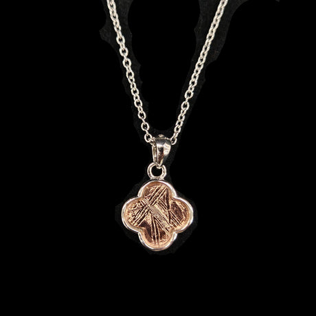 Meteorite Top Clover Motif (Chain sold separately)