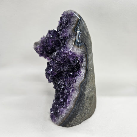 アメジスト（ウルグアイ産） 約74x91×132mm/約1000g