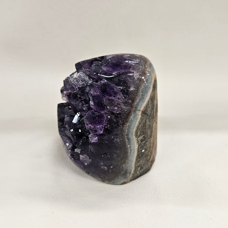 アメジスト（ウルグアイ産） 約59x66×64mm/336g