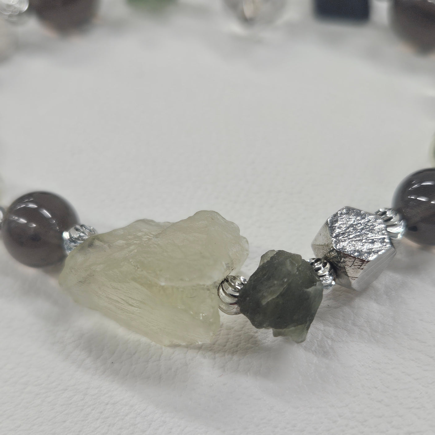 隕石ブレスレット 約12×17mm (メイン石)【会長秘蔵コレクション】＜0074＞