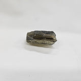 ブラックリビアングラス原石 約28x47×22mm/31g