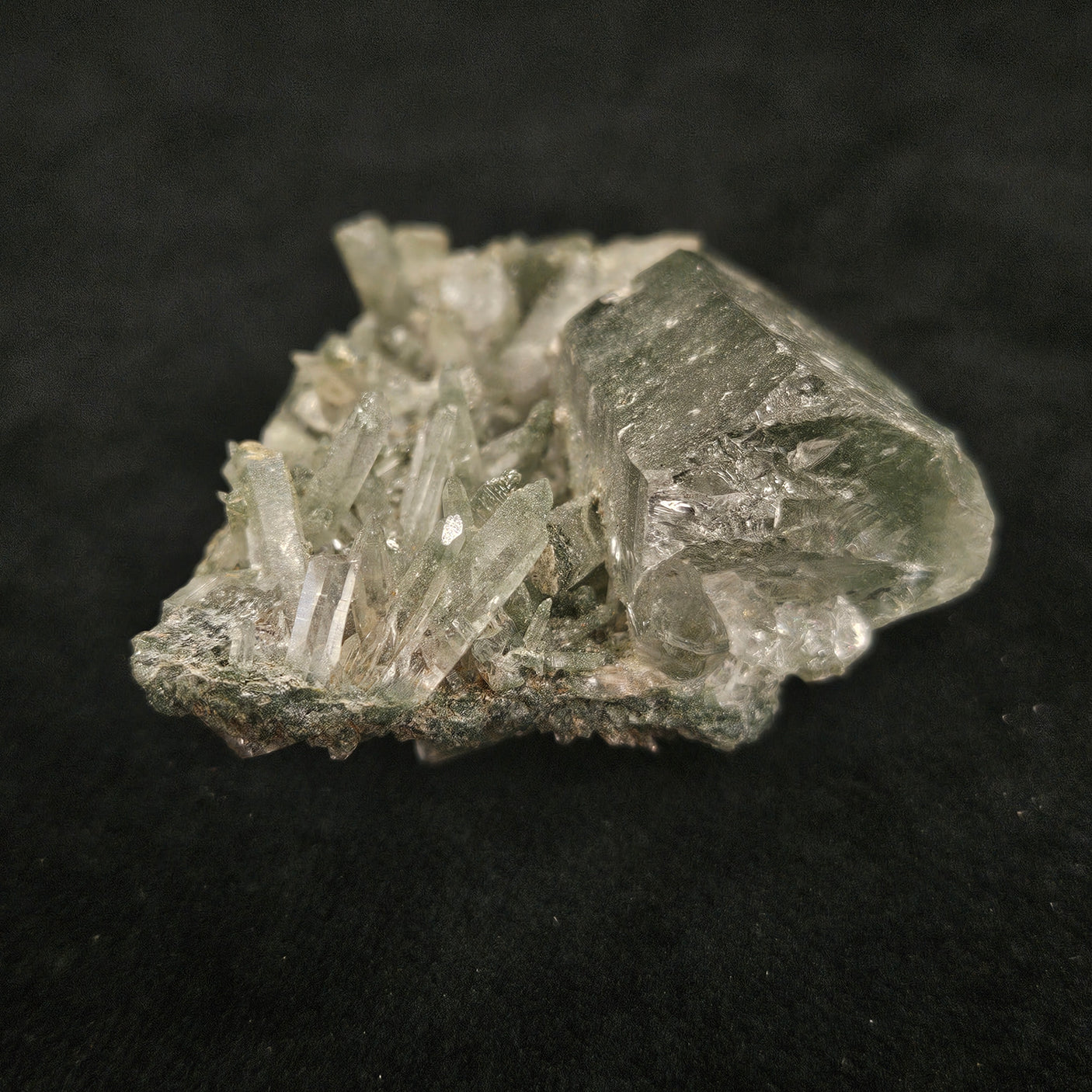 【産地直送価格‼】マニハール産 ヒマラヤ水晶クラスター 約37g【入荷日：7/8　ダンボールNo.06】