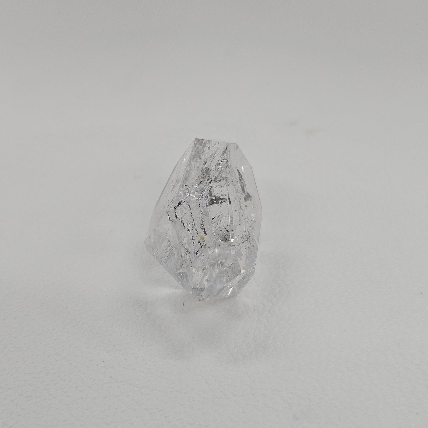 エレスチャルクリスタル 約14x25×17mm 約7g