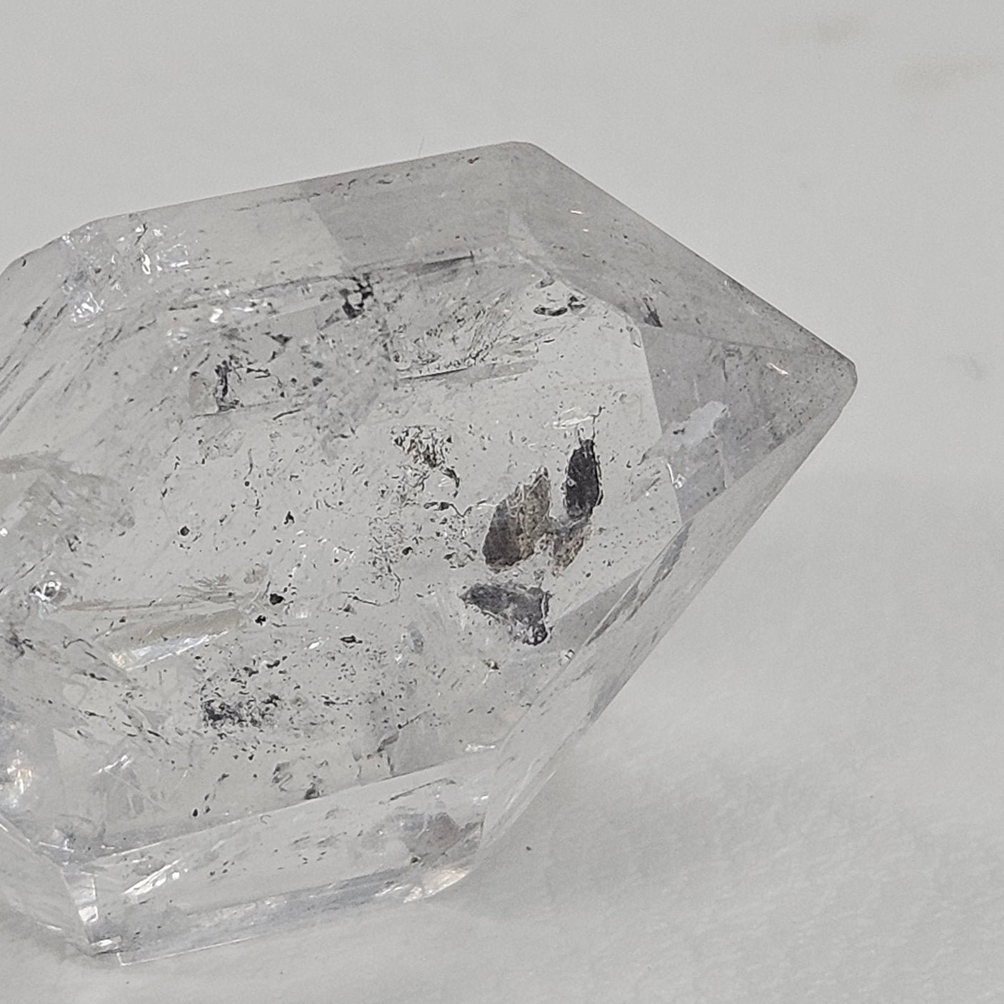 エレスチャルクリスタル 約14x25×17mm 約7g