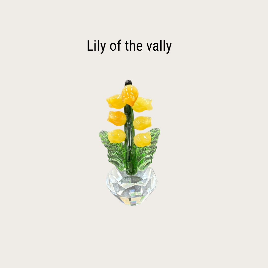 すずらんガラスオブジェ（イエロー）　高さ約10.5cm 横幅約4.5cm（約450g）