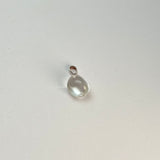 ネックレスチャーム：水晶(クリスタル) / 3g 約15mm
