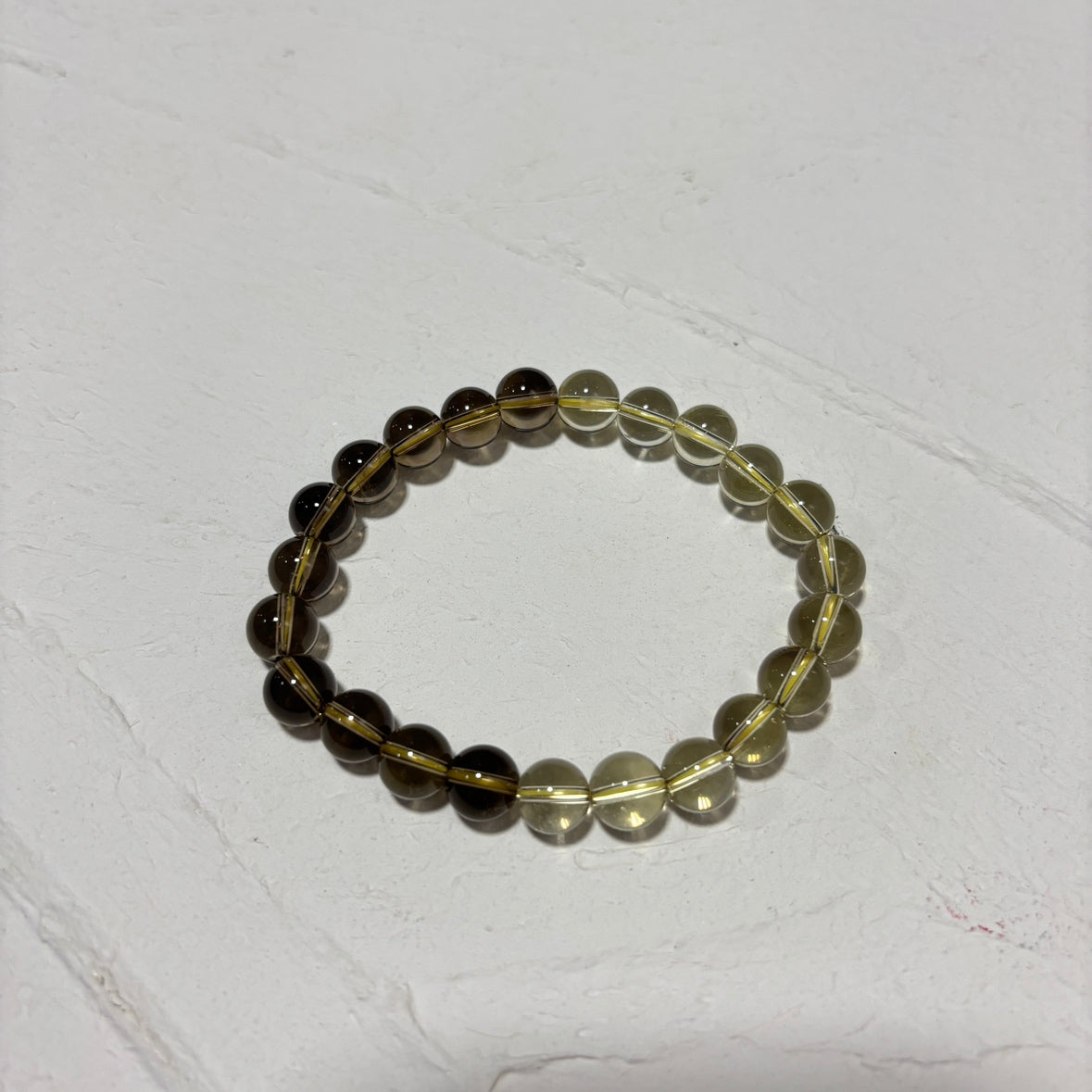 【ヒカルモデル】ブラックファントムイエロークォーツ ブラックとイエローのハーフブレス 8mm [LGB-9362-08]