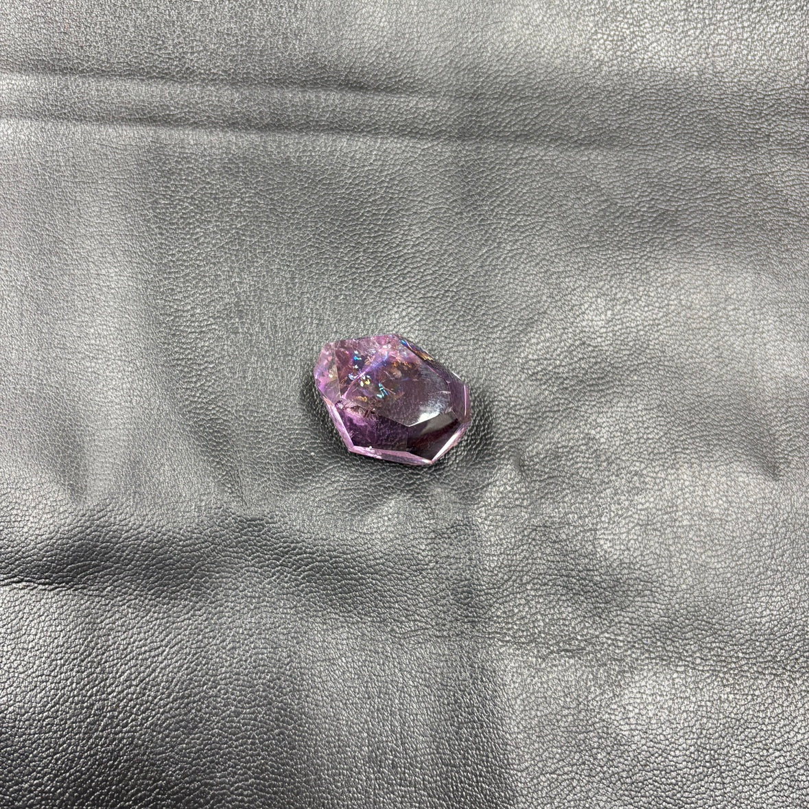 【単品ランダム】アメジストポイント：レインボー入り（約23g）