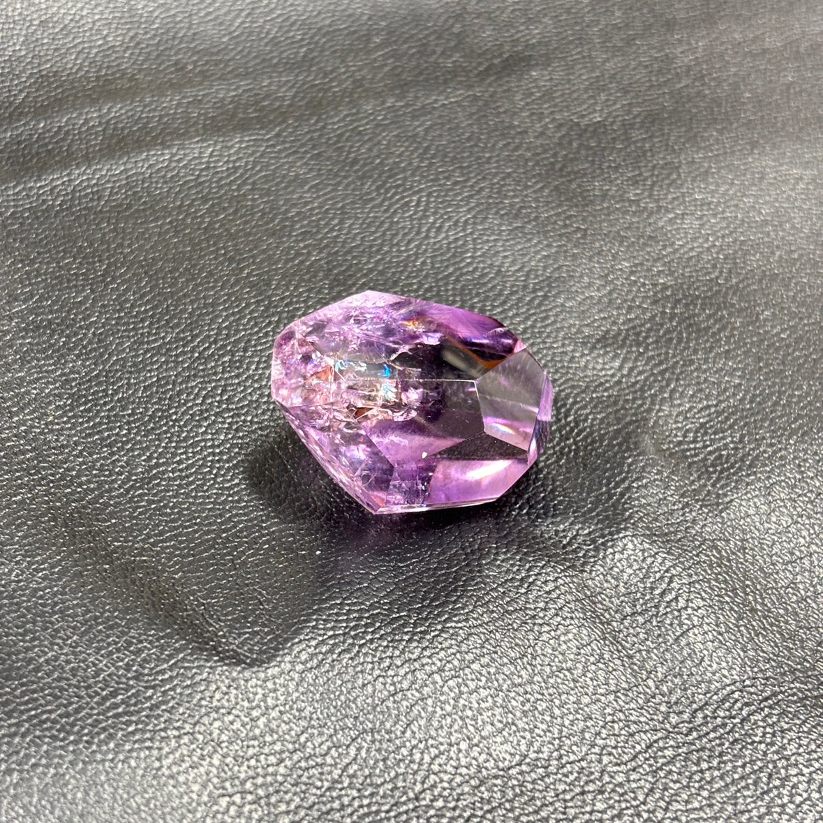 【単品ランダム】アメジストポイント：レインボー入り（約23g）