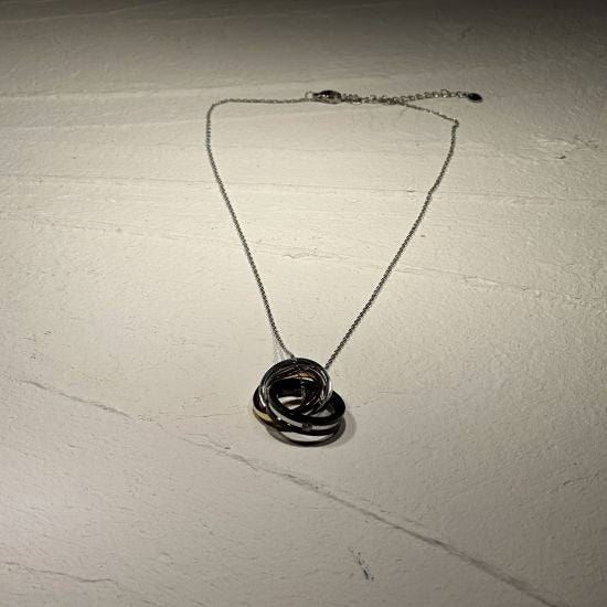 【ヒカル社長】【店舗購入商品】【3連リングネックレス】Twinkle Dream Star premium