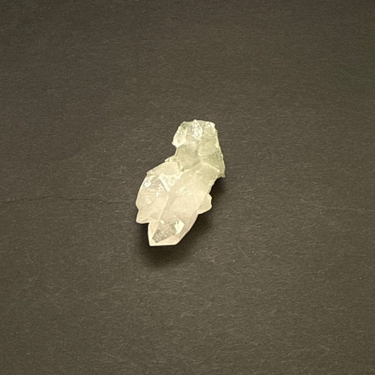 マニハール水晶約10〜20g 原石