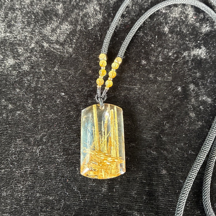 タイチンルチルペンダントトップ約32x17ｍm 【会長秘蔵コレクション】＜0014＞