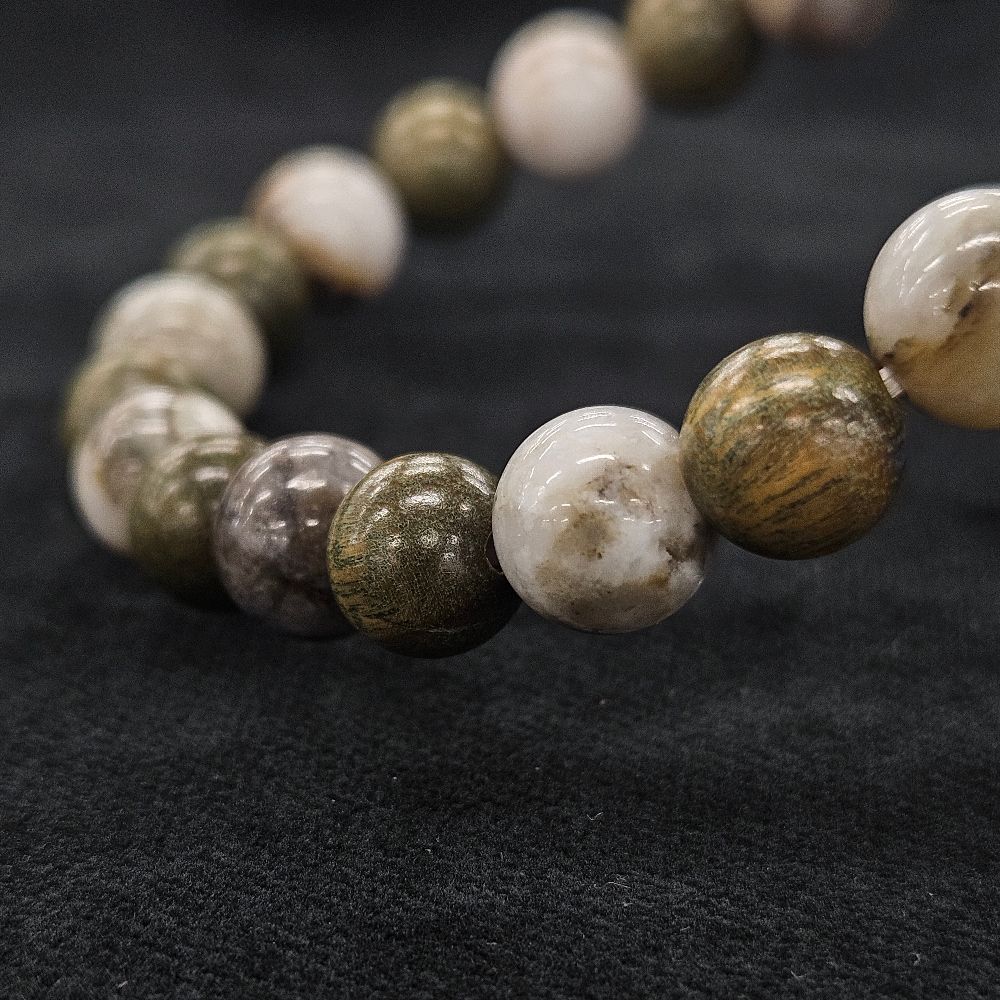 おいせ石×緑檀 ブレスレット 内径約16.5cm ルース約8mm