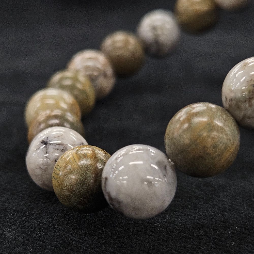 おいせ石×緑檀 ブレスレット 内径約16.5cm ルース約10mm