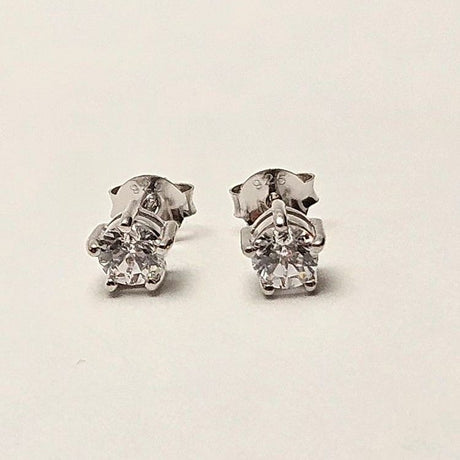 ジルコン(ホワイト) ピアス